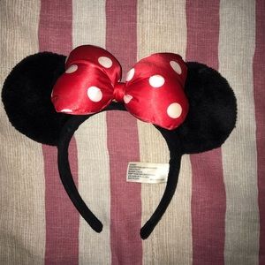 Classic Disney ears ! MINNIE MOUSE !